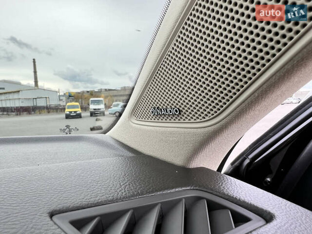 Черный Фольксваген Туарег, объемом двигателя 2.97 л и пробегом 39 тыс. км за 62500 $, фото 22 на Automoto.ua