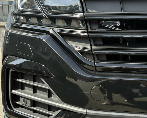 Фольксваген Туарег 2023 в Киеве на Automoto.ua Черный Фольксваген Туарег, объемом двигателя 3 л и пробегом 40 тыс. км за 77999 $, фото 77 на Automoto.ua