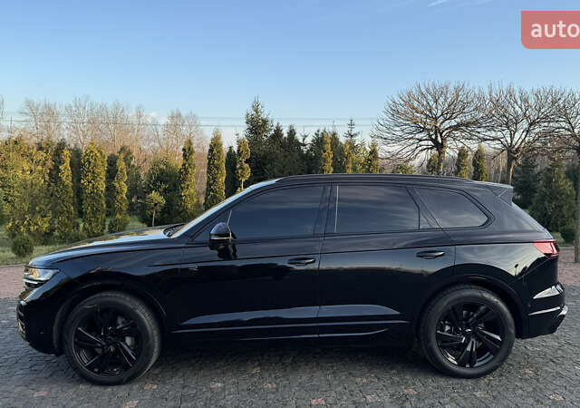 Черный Фольксваген Туарег, объемом двигателя 2.97 л и пробегом 30 тыс. км за 79500 $, фото 8 на Automoto.ua