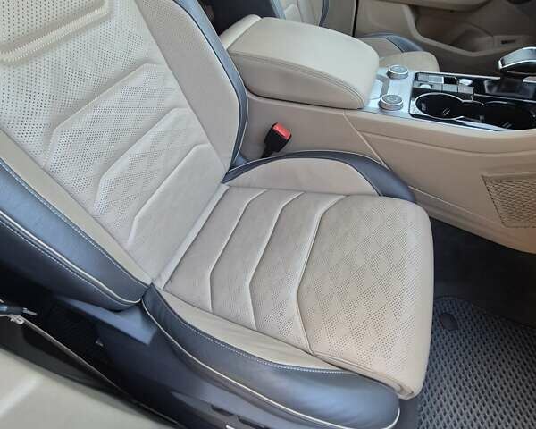 Черный Фольксваген Туарег, объемом двигателя 2.97 л и пробегом 112 тыс. км за 67500 $, фото 9 на Automoto.ua