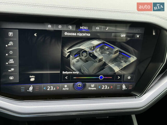 Черный Фольксваген Туарег, объемом двигателя 3 л и пробегом 87 тыс. км за 67500 $, фото 64 на Automoto.ua