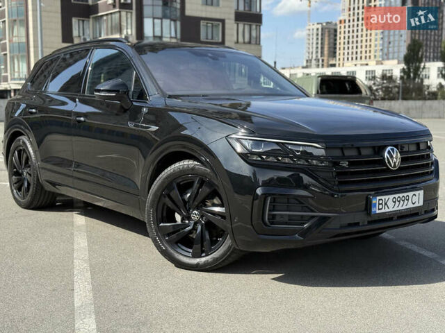 Фольксваген Туарег 2023 в Киеве на Automoto.ua Черный Фольксваген Туарег, объемом двигателя 3 л и пробегом 40 тыс. км за 77999 $, фото 4 на Automoto.ua