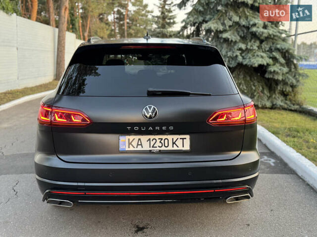 Черный Фольксваген Туарег, объемом двигателя 3 л и пробегом 87 тыс. км за 67500 $, фото 30 на Automoto.ua