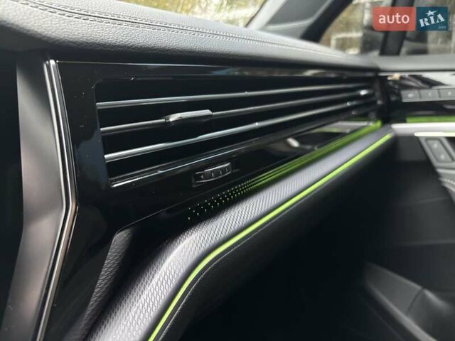 Чорний Фольксваген Туарег, об'ємом двигуна 2.97 л та пробігом 46 тис. км за 70700 $, фото 27 на Automoto.ua