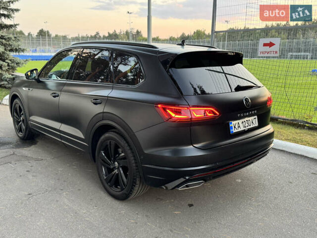 Черный Фольксваген Туарег, объемом двигателя 3 л и пробегом 87 тыс. км за 67500 $, фото 44 на Automoto.ua