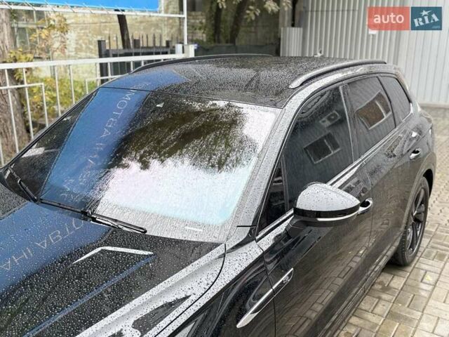 Чорний Фольксваген Туарег, об'ємом двигуна 2.97 л та пробігом 46 тис. км за 70700 $, фото 11 на Automoto.ua