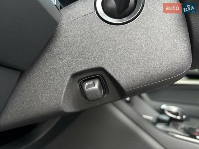 Чорний Фольксваген Туарег, об'ємом двигуна 2.97 л та пробігом 46 тис. км за 70700 $, фото 39 на Automoto.ua