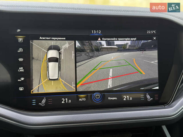 Фольксваген Туарег 2023 в Киеве на Automoto.ua Черный Фольксваген Туарег, объемом двигателя 3 л и пробегом 40 тыс. км за 77999 $, фото 83 на Automoto.ua