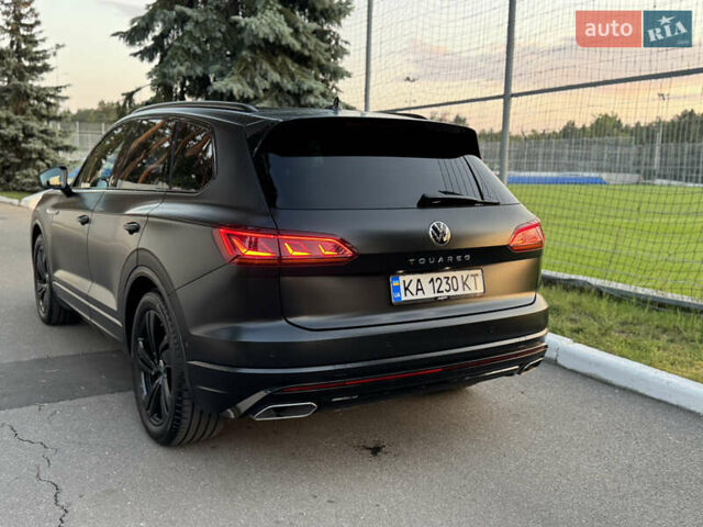 Черный Фольксваген Туарег, объемом двигателя 3 л и пробегом 87 тыс. км за 67500 $, фото 31 на Automoto.ua