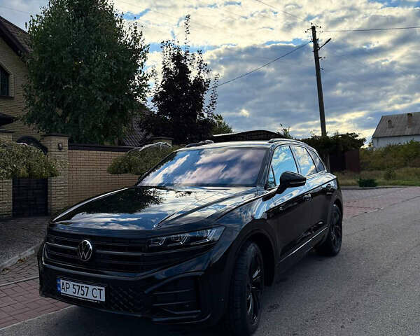 Фольксваген Туарег 2023 у Києві на Automoto.ua Чорний Фольксваген Туарег, об'ємом двигуна 2.97 л та пробігом 3 тис. км за 83500 $, фото 12 на Automoto.ua