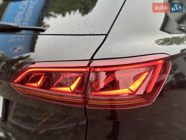 Чорний Фольксваген Туарег, об'ємом двигуна 2.97 л та пробігом 46 тис. км за 70700 $, фото 16 на Automoto.ua