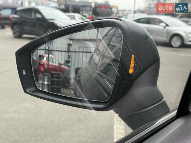 Черный Фольксваген Туарег, объемом двигателя 3 л и пробегом 87 тыс. км за 67500 $, фото 65 на Automoto.ua