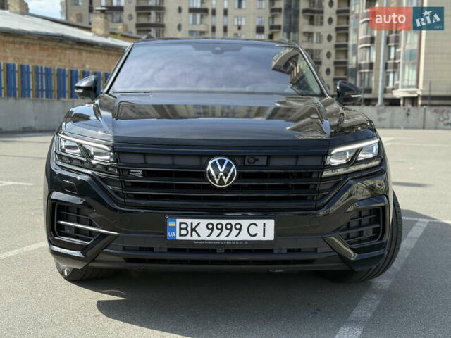 Фольксваген Туарег 2023 в Киеве на Automoto.ua Черный Фольксваген Туарег, объемом двигателя 3 л и пробегом 40 тыс. км за 77999 $, фото 41 на Automoto.ua