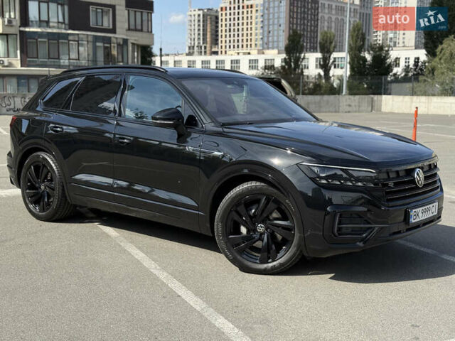 Фольксваген Туарег 2023 в Киеве на Automoto.ua Черный Фольксваген Туарег, объемом двигателя 3 л и пробегом 40 тыс. км за 77999 $, фото 16 на Automoto.ua