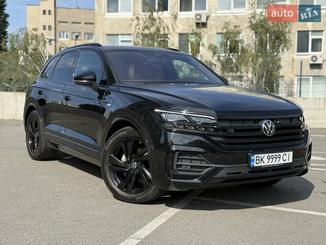Фольксваген Туарег 2023 в Киеве на Automoto.ua Черный Фольксваген Туарег, объемом двигателя 3 л и пробегом 40 тыс. км за 77999 $, фото 5 на Automoto.ua