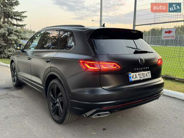 Черный Фольксваген Туарег, объемом двигателя 3 л и пробегом 87 тыс. км за 67500 $, фото 43 на Automoto.ua