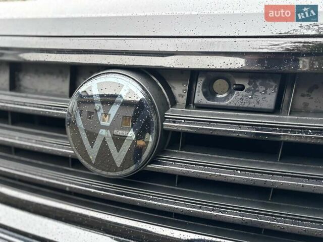 Чорний Фольксваген Туарег, об'ємом двигуна 2.97 л та пробігом 46 тис. км за 70700 $, фото 19 на Automoto.ua