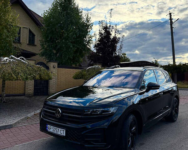 Фольксваген Туарег 2023 у Києві на Automoto.ua Чорний Фольксваген Туарег, об'ємом двигуна 2.97 л та пробігом 3 тис. км за 83500 $, фото 14 на Automoto.ua