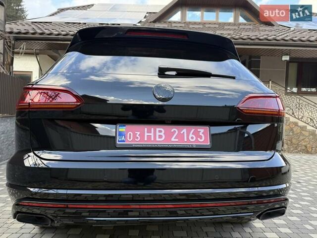 Чорний Фольксваген Туарег, об'ємом двигуна 2.97 л та пробігом 90 тис. км за 81383 $, фото 5 на Automoto.ua
