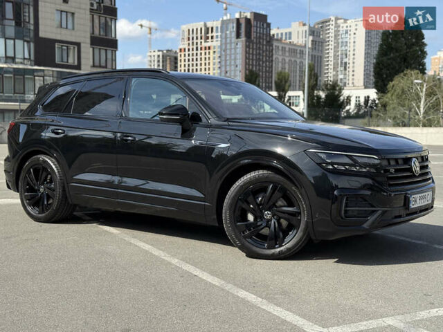 Фольксваген Туарег 2023 в Киеве на Automoto.ua Черный Фольксваген Туарег, объемом двигателя 3 л и пробегом 40 тыс. км за 77999 $, фото 45 на Automoto.ua