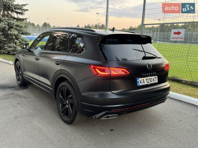 Черный Фольксваген Туарег, объемом двигателя 3 л и пробегом 87 тыс. км за 67500 $, фото 45 на Automoto.ua