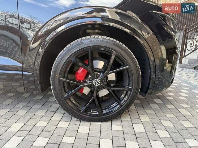 Чорний Фольксваген Туарег, об'ємом двигуна 2.97 л та пробігом 90 тис. км за 81383 $, фото 6 на Automoto.ua