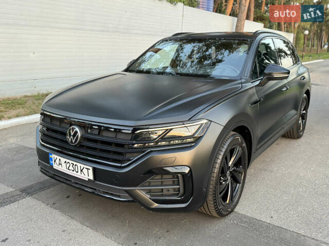Черный Фольксваген Туарег, объемом двигателя 3 л и пробегом 87 тыс. км за 67500 $, фото 21 на Automoto.ua