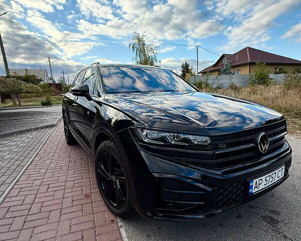 Фольксваген Туарег 2023 у Києві на Automoto.ua Чорний Фольксваген Туарег, об'ємом двигуна 2.97 л та пробігом 3 тис. км за 83500 $, фото 18 на Automoto.ua