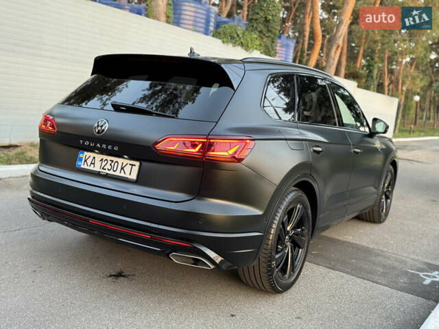 Черный Фольксваген Туарег, объемом двигателя 3 л и пробегом 87 тыс. км за 67500 $, фото 28 на Automoto.ua
