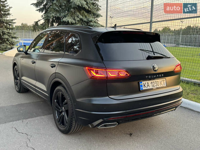 Черный Фольксваген Туарег, объемом двигателя 3 л и пробегом 87 тыс. км за 67500 $, фото 39 на Automoto.ua