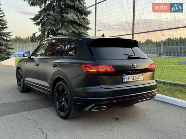Черный Фольксваген Туарег, объемом двигателя 3 л и пробегом 87 тыс. км за 67500 $, фото 37 на Automoto.ua