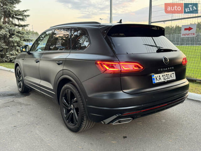 Черный Фольксваген Туарег, объемом двигателя 3 л и пробегом 87 тыс. км за 67500 $, фото 42 на Automoto.ua