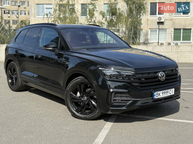 Фольксваген Туарег 2023 в Киеве на Automoto.ua Черный Фольксваген Туарег, объемом двигателя 3 л и пробегом 40 тыс. км за 77999 $, фото 7 на Automoto.ua