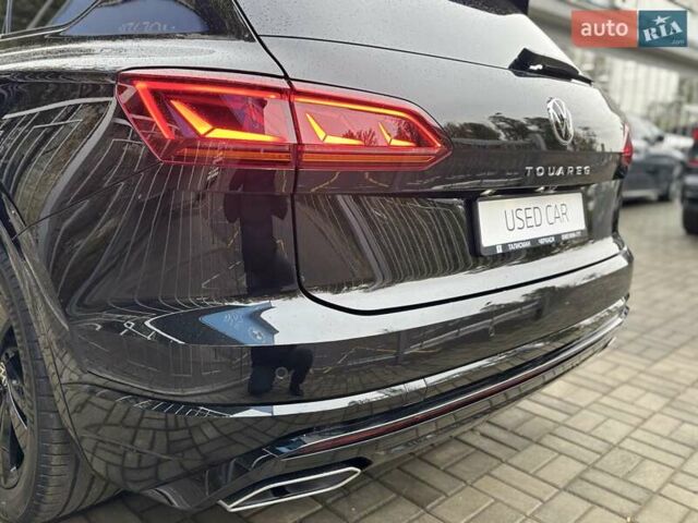 Чорний Фольксваген Туарег, об'ємом двигуна 2.97 л та пробігом 46 тис. км за 70700 $, фото 5 на Automoto.ua