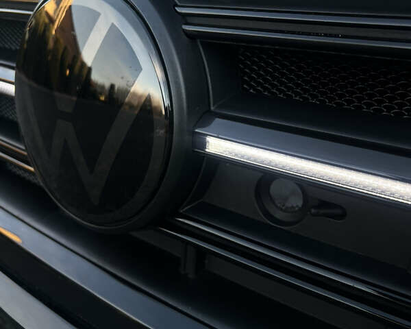 Черный Фольксваген Туарег, объемом двигателя 2.97 л и пробегом 30 тыс. км за 79500 $, фото 9 на Automoto.ua