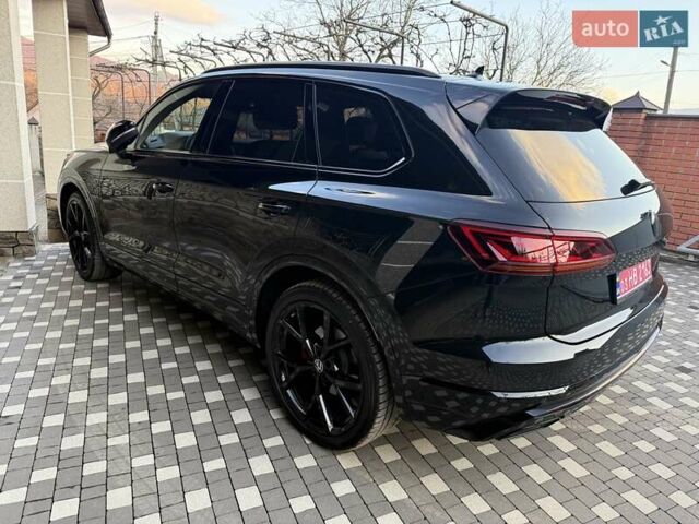 Чорний Фольксваген Туарег, об'ємом двигуна 2.97 л та пробігом 90 тис. км за 81383 $, фото 26 на Automoto.ua