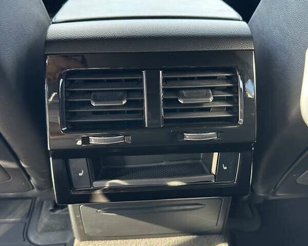 Чорний Фольксваген Туарег, об'ємом двигуна 3 л та пробігом 207 тис. км за 67500 $, фото 32 на Automoto.ua