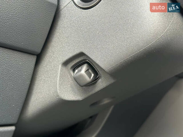 Черный Фольксваген Туарег, объемом двигателя 2.99 л и пробегом 18 тыс. км за 82999 $, фото 59 на Automoto.ua