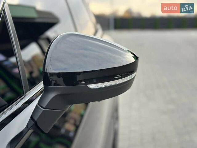 Черный Фольксваген Туарег, объемом двигателя 2.99 л и пробегом 18 тыс. км за 82999 $, фото 62 на Automoto.ua