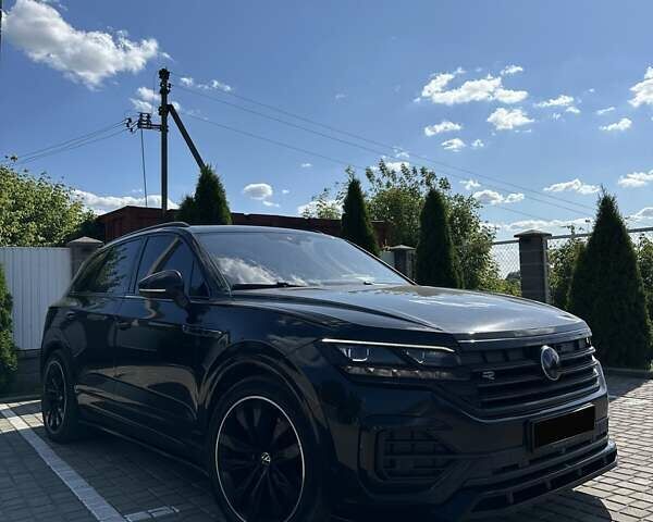 Чорний Фольксваген Туарег, об'ємом двигуна 3 л та пробігом 207 тис. км за 67500 $, фото 4 на Automoto.ua
