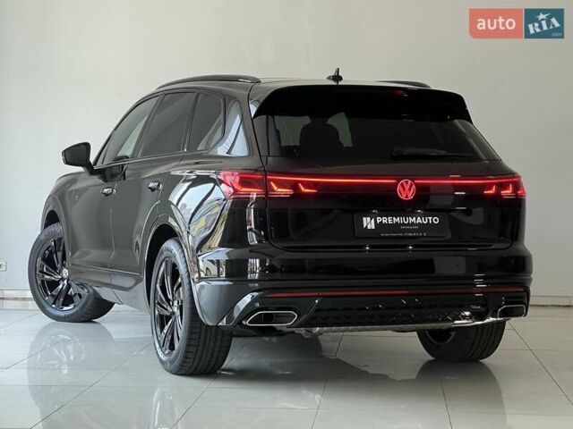Черный Фольксваген Туарег, объемом двигателя 2.97 л и пробегом 1 тыс. км за 83900 $, фото 8 на Automoto.ua