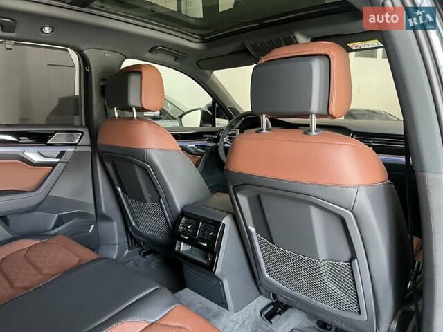 Черный Фольксваген Туарег, объемом двигателя 2.97 л и пробегом 1 тыс. км за 83900 $, фото 24 на Automoto.ua