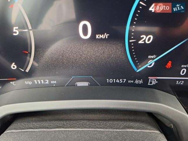 Черный Фольксваген Туарег, объемом двигателя 2.97 л и пробегом 101 тыс. км за 63900 $, фото 3 на Automoto.ua