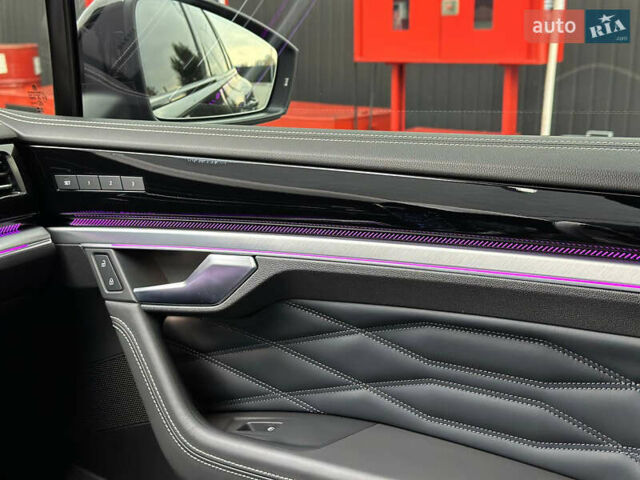 Черный Фольксваген Туарег, объемом двигателя 2.99 л и пробегом 18 тыс. км за 82999 $, фото 54 на Automoto.ua