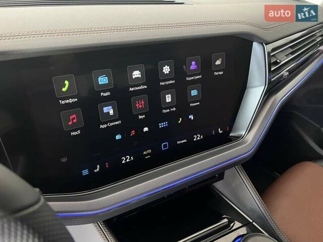 Черный Фольксваген Туарег, объемом двигателя 2.97 л и пробегом 1 тыс. км за 83900 $, фото 16 на Automoto.ua