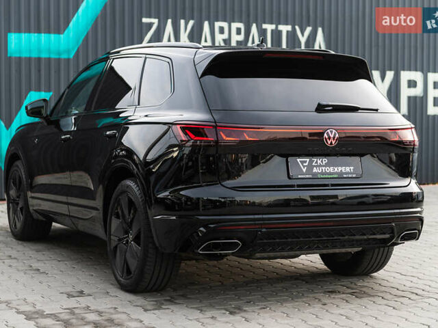 Черный Фольксваген Туарег, объемом двигателя 2.99 л и пробегом 27 тыс. км за 85500 $, фото 10 на Automoto.ua