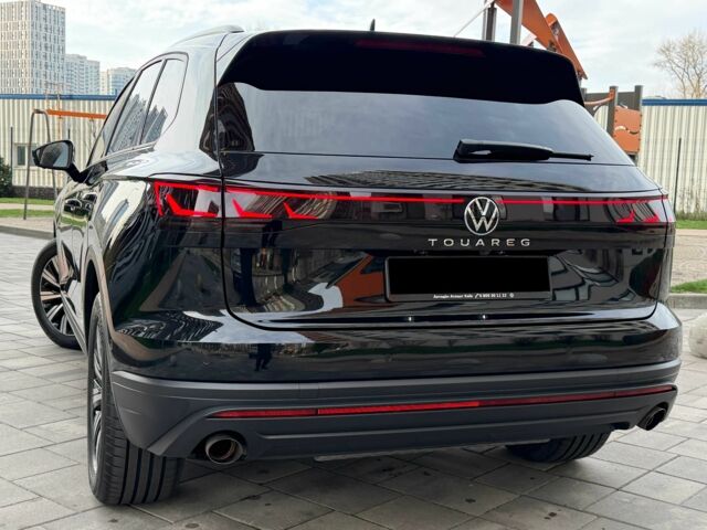 Чорний Фольксваген Туарег, об'ємом двигуна 3 л та пробігом 16 тис. км за 65999 $, фото 1 на Automoto.ua