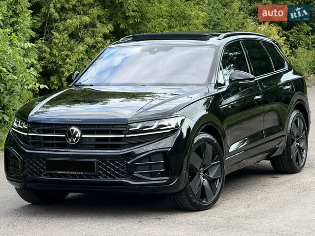 Черный Фольксваген Туарег, объемом двигателя 3 л и пробегом 4 тыс. км за 89950 $, фото 114 на Automoto.ua