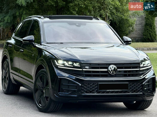 Черный Фольксваген Туарег, объемом двигателя 3 л и пробегом 4 тыс. км за 89950 $, фото 124 на Automoto.ua