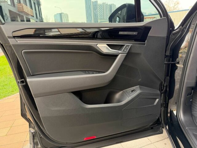 Чорний Фольксваген Туарег, об'ємом двигуна 3 л та пробігом 16 тис. км за 65999 $, фото 12 на Automoto.ua